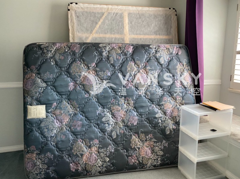 250117113536_Queen 床垫.jpg